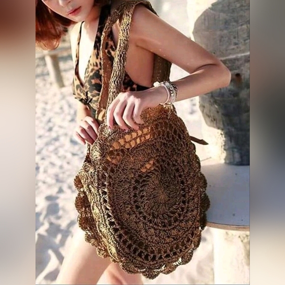 Boho Round Straw Like Purse - Picture 4 of 5